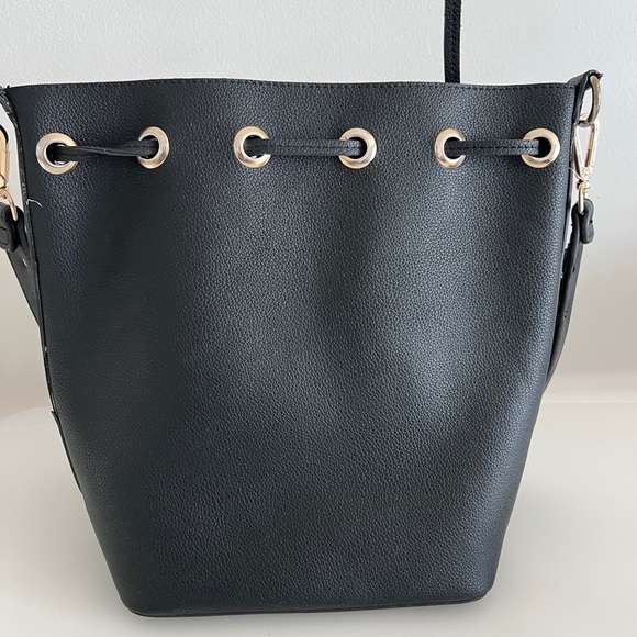 Floral vintage bucket bag - Picture 3 of 4